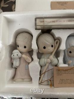 Vintage 1984 Precious Moments Come Let Us Adore Him Nativity Set WithCassette