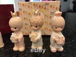 Vintage Precious Moments 9 pc. Nativity Figurines+ Bonus Nativity Walls E-5644