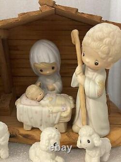 Vintage Precious Moments Manger And Come Let Us Adore Him Figurine Set New