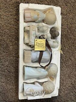 Vintage Precious Moments Manger And Come Let Us Adore Him Figurine Set New
