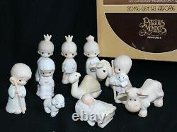 Vtg 1982 Precious Moments Miniatures Come Let Us Adore Him Nativity Porcelain