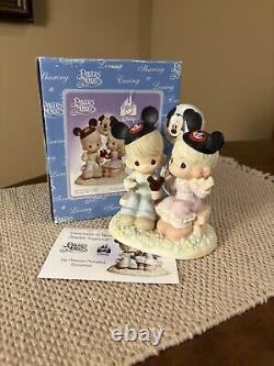 Walt Disney Precious Moments HAPPINESS IS BEST SHARED TOGETHER 4004156 Retired