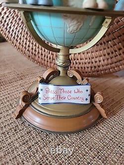 With Flag Topper'91 Enesco Precious Moments Musical Box Bless Those Who Serve