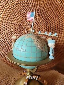 With Flag Topper'91 Enesco Precious Moments Musical Box Bless Those Who Serve