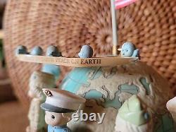 With Flag Topper'91 Enesco Precious Moments Musical Box Bless Those Who Serve