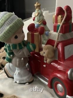 XMAS? Precious Moments? Christmas Is On Its Way 2017 NIB #181037