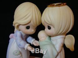 Yb Precious Moments-Mommy's Love Goes With You-RARE Original Chapel Version