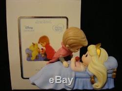 Yi Precious Moments-Sleeping Beauty/Prince Charming-Disney Showcase Collection